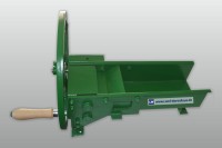 Grünfutterschneider/ Grünfutterschneider/ Grünzeugschneider, mechanisches Gerät mit 3 Schneidmessern zur Herstellung von Geflügelfutter